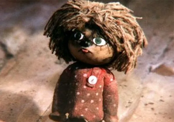 Девушка, похожая на Кузю из советского мультика — вирусное видео и реакция