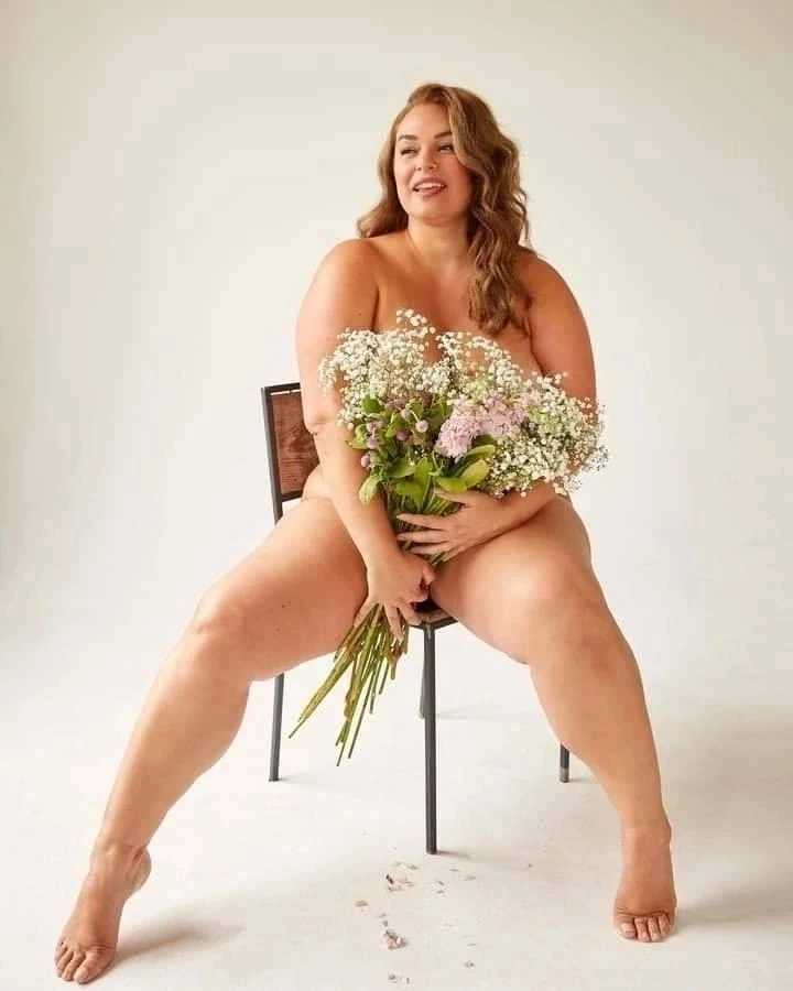 Галерея пышных женщин — красота форм без фильтров