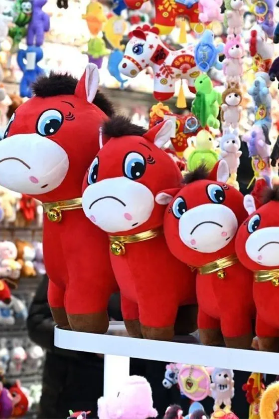 Бракованная плюшевая лошадь из Китая стала хитом продаж