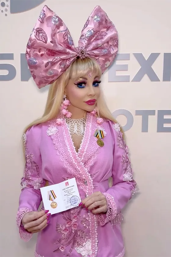 Кукла Таня получила награду «Гордость России» — что происходит