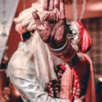 На свадьбе в Китае мать узнала в невесте потерянную дочь