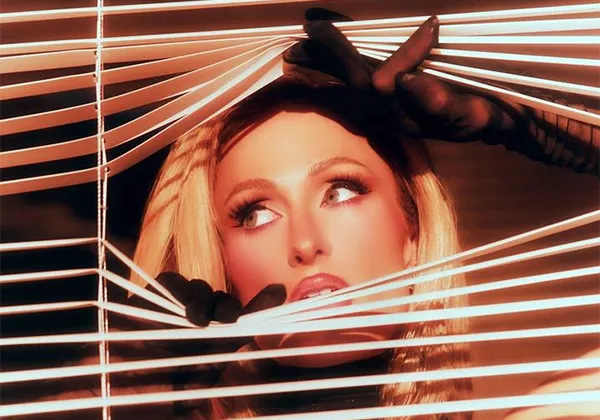 Перис Хилтон показала «фатальную женщину» в Instagram — пикантные фото 2026