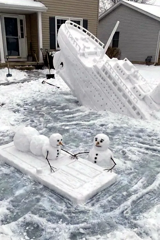 Сцена из Титаника со снеговиками - вирусное изображение от ИИ