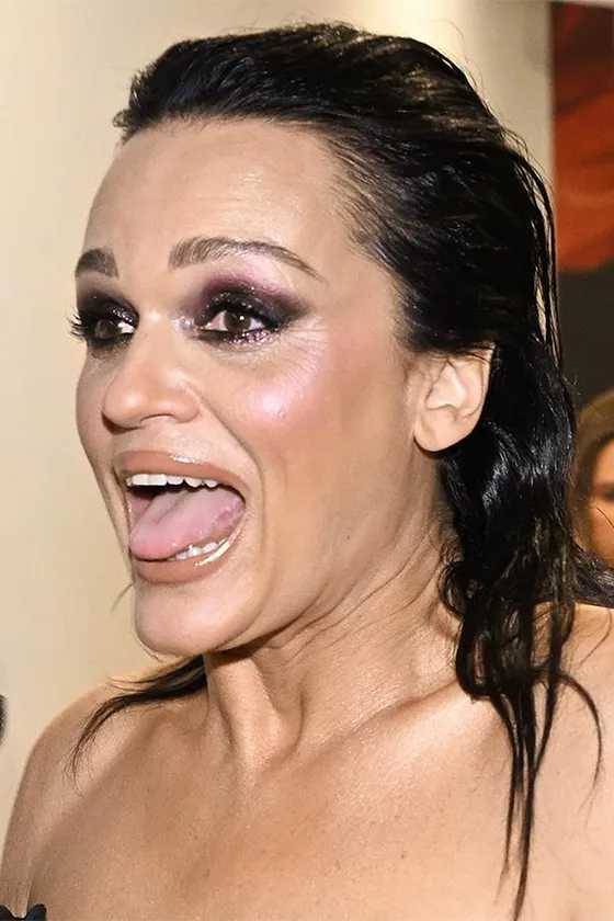 Скандал на концерте Славы в Пензе - почему певица не отменила выступление