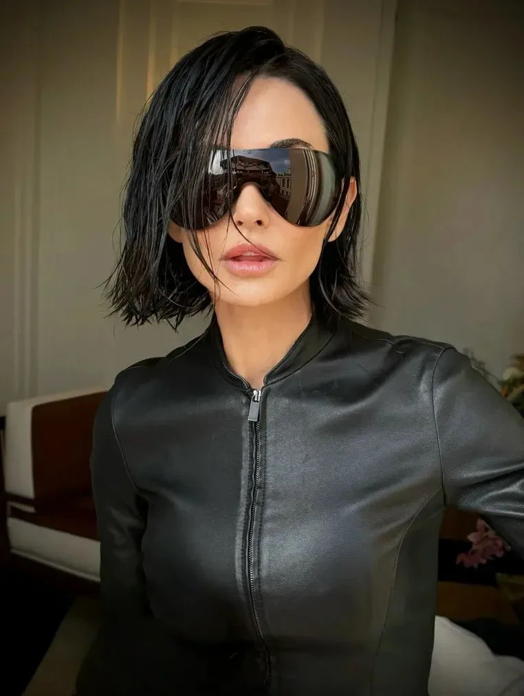 Деми Мур новая стрижка боб Gucci Милан