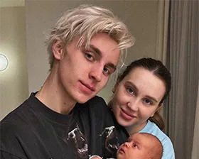 Юля Годунова и Влад А4 скандал с подписчиками