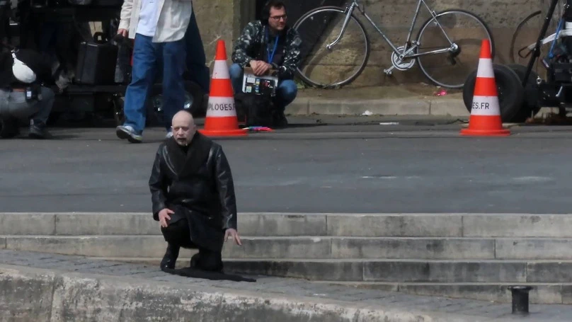 Дженна Ортега на съёмках в Париже