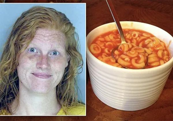 Девушка и ложка с «наркотиками»