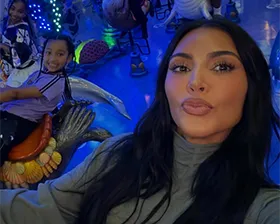 Ким Кардашьян утро с детьми новые фото