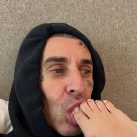 Трэвис Баркер Кортни Кардашьян день рождения фото