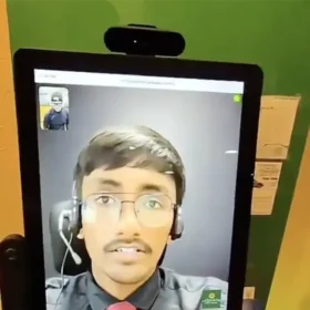 Отель в Майами инфокиоск с удалённым ресепшеном Индия