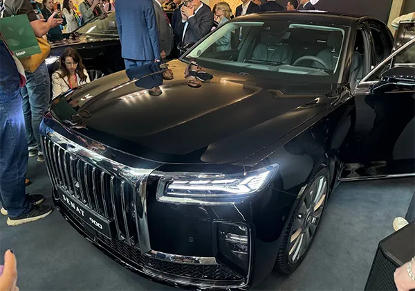 Санкт-Петербург: новый Aurus Senat 900, собранный на мощностях бывшего завода Toyota