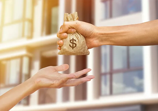 Автомобиль и документы: фиктивная продажа машины родственнице не помогла жителю Могилева избежать выплаты долга